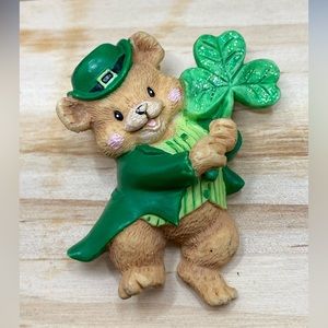 Cute teddy bear green hat St Patriotic’s Day brooch